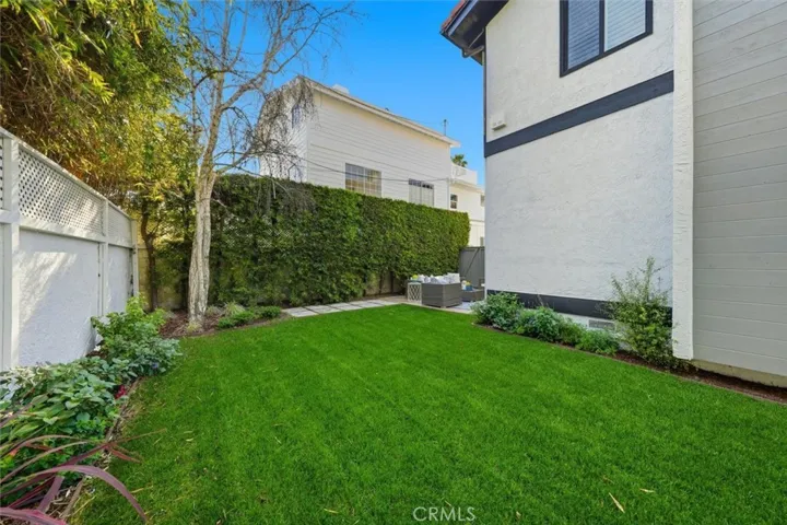 Large Private Yard