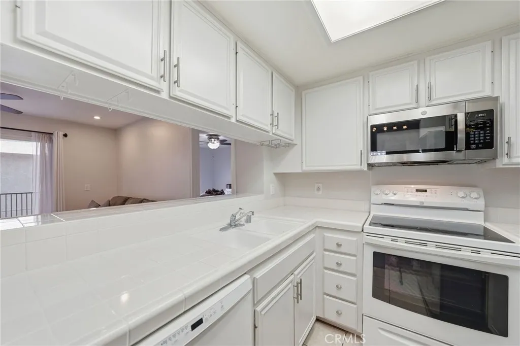 3078 Broadway 316, San Diego, California 92102 home-pic-13