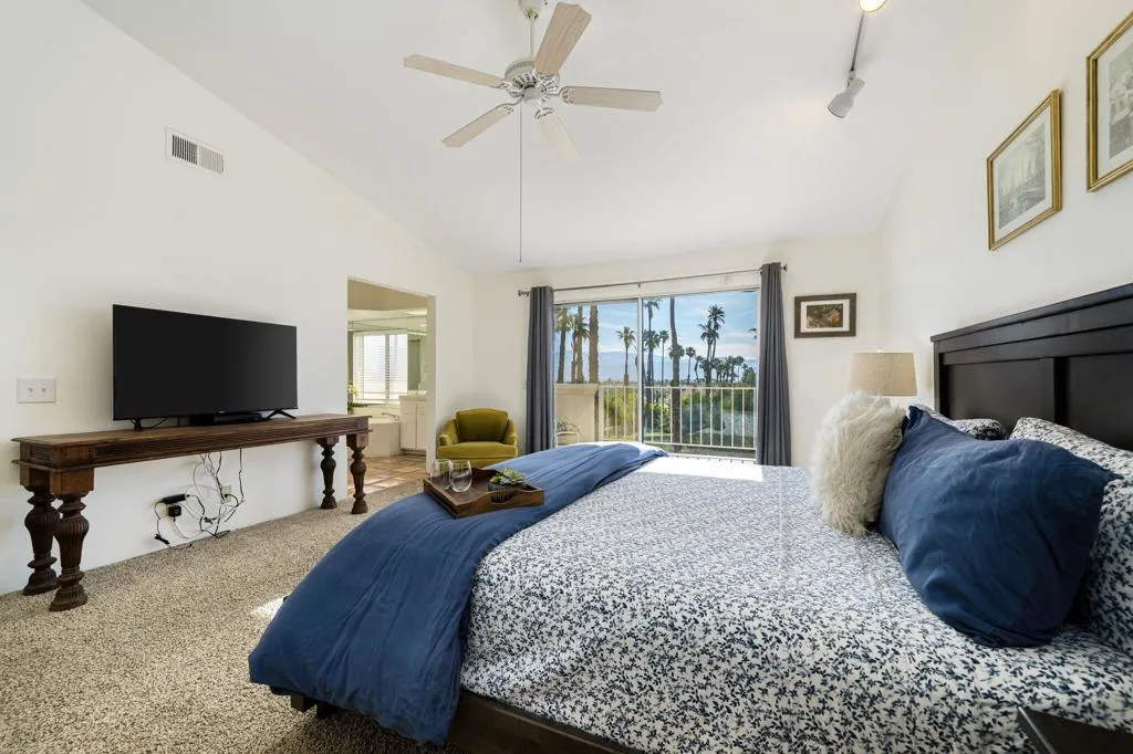 510 Desert Falls Drive N, Palm Desert, California 92211 home-pic-18