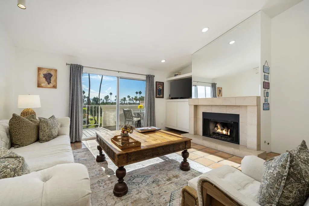 510 Desert Falls Drive N, Palm Desert, California 92211 home-pic-15