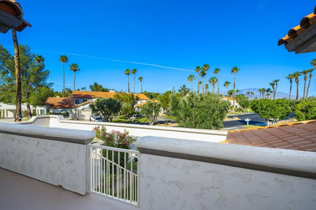 510 Desert Falls Drive N, Palm Desert, California 92211 home-pic-2