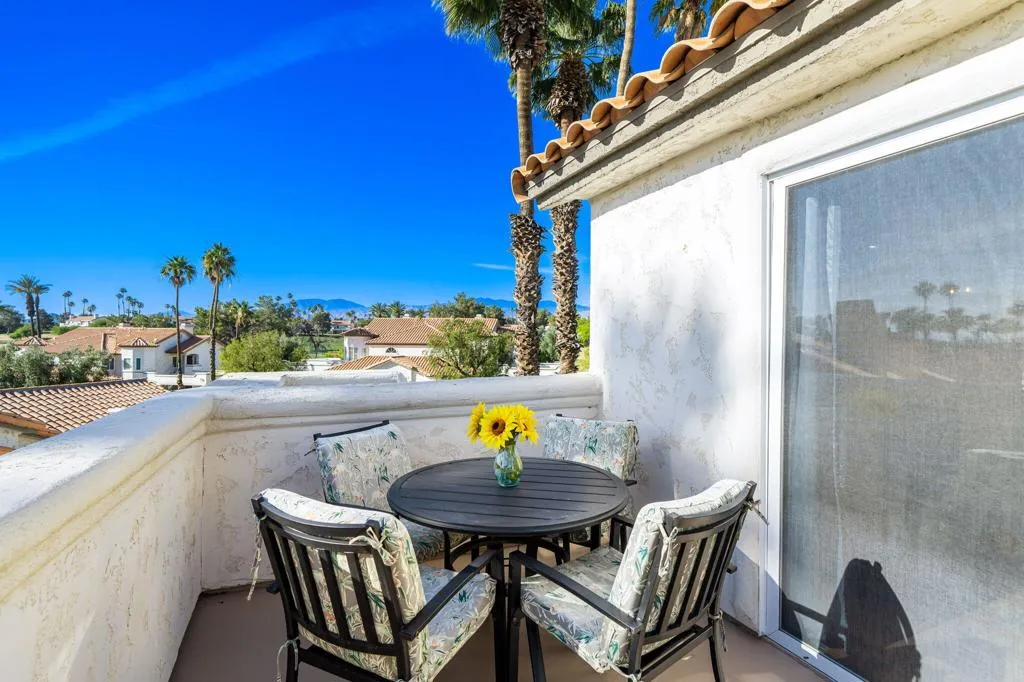 510 Desert Falls Drive N, Palm Desert, California 92211 home-pic-25