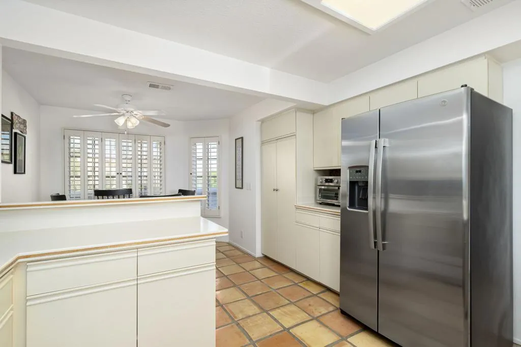 510 Desert Falls Drive N, Palm Desert, California 92211 home-pic-8