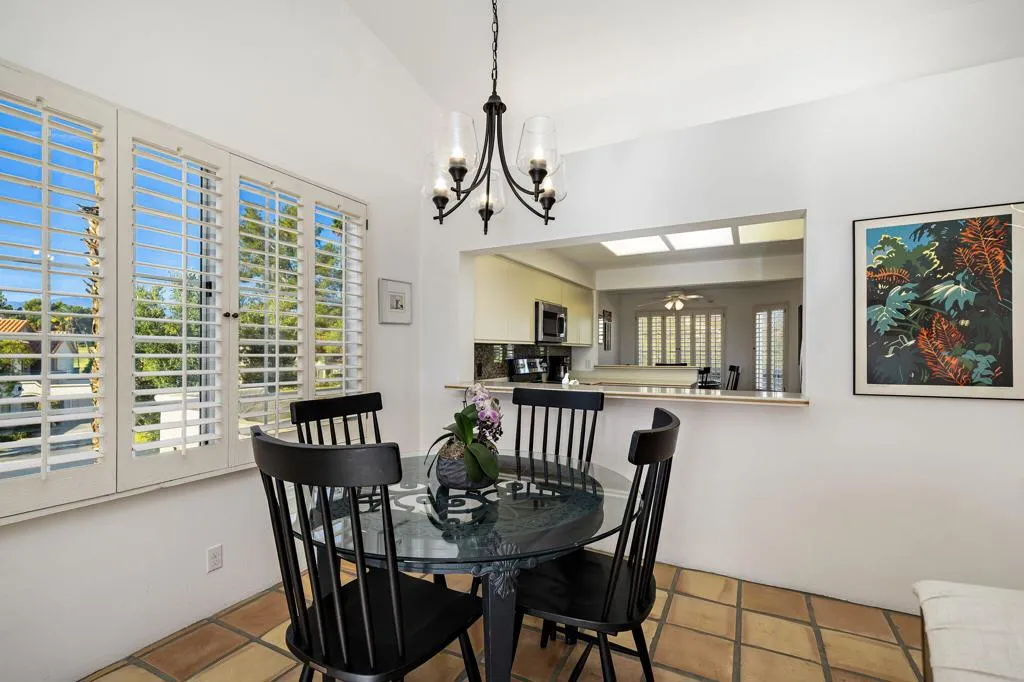 510 Desert Falls Drive N, Palm Desert, California 92211 home-pic-11