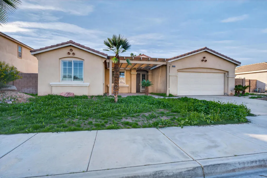 80803 Hayleigh Court, Indio, California 92201 home-pic-2