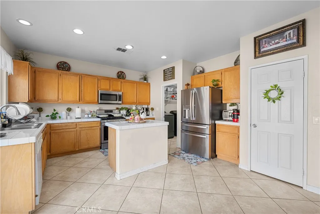 36842 Aristo, Palmdale, California 93550 home-pic-13
