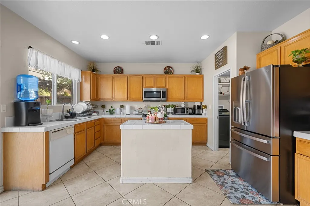 36842 Aristo, Palmdale, California 93550 home-pic-30