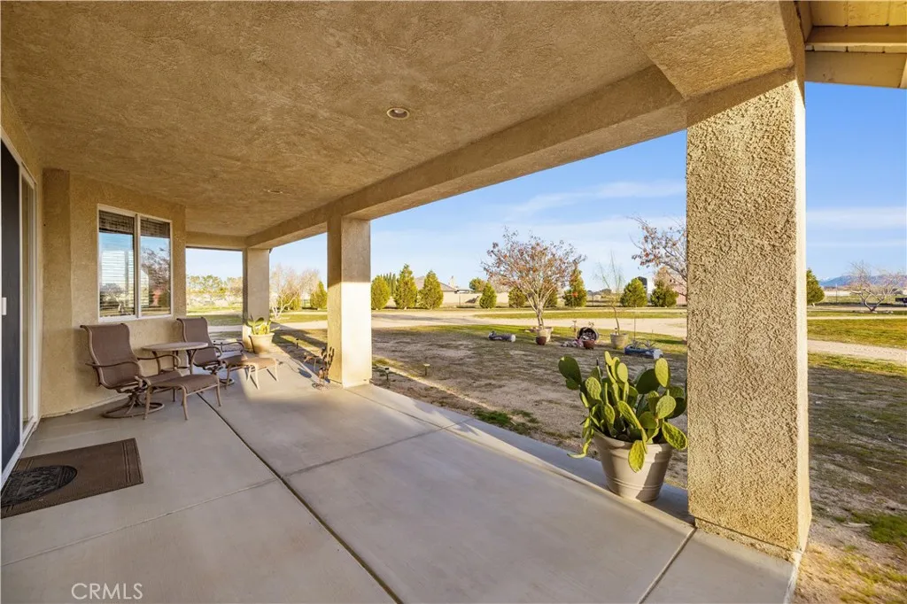 8346 W Avenue D4, Lancaster, California 93536 home-pic-43