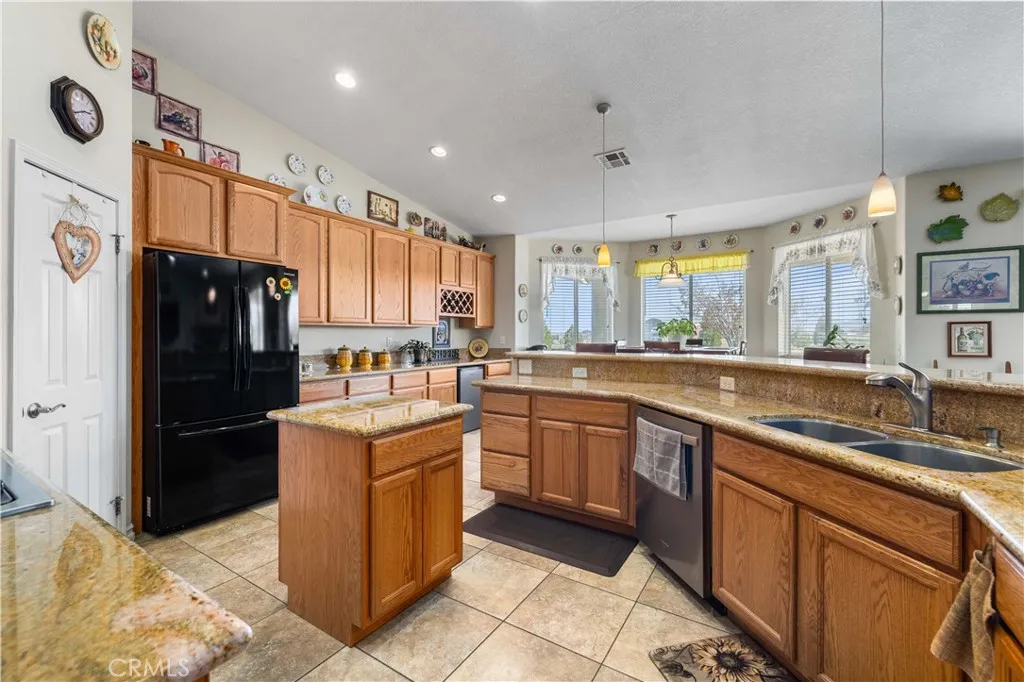 8346 W Avenue D4, Lancaster, California 93536 home-pic-10