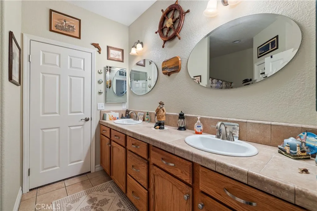 8346 W Avenue D4, Lancaster, California 93536 home-pic-23