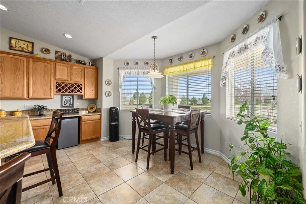 8346 W Avenue D4, Lancaster, California 93536 home-pic-16