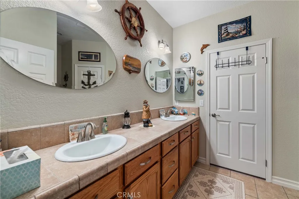 8346 W Avenue D4, Lancaster, California 93536 home-pic-21