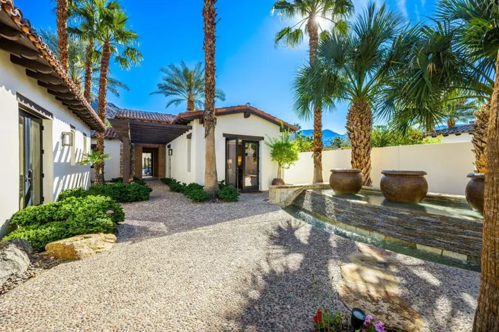 13-web-or-mls-TP_Latrobe_OPMG_0126_013