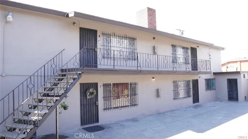 275 E Artesia, Long Beach, California 90805