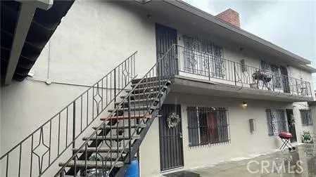 275 E Artesia, Long Beach, California 90805