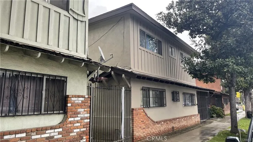 275 E Artesia, Long Beach, California 90805