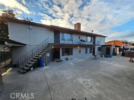 275 E Artesia, Long Beach, California 90805