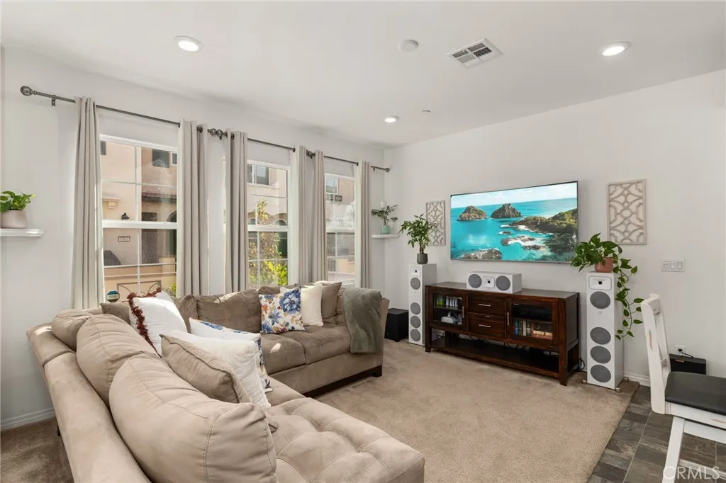 7549 Spitfire, Chino, California 91708 home-pic-7