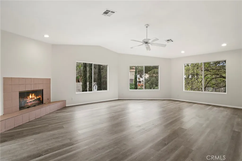 272 Manzanita, Thousand Oaks, California 91361 home-pic-30
