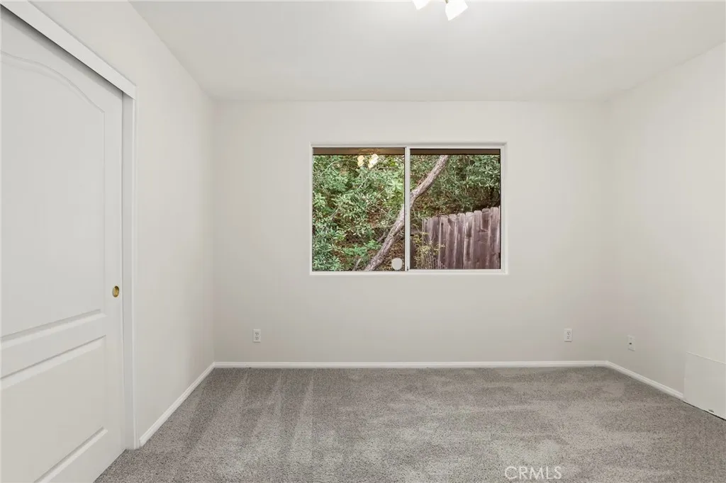 272 Manzanita, Thousand Oaks, California 91361 home-pic-32