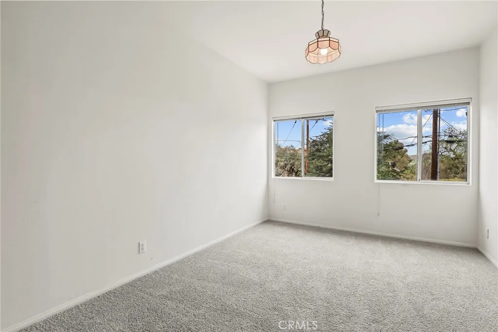 272 Manzanita, Thousand Oaks, California 91361 home-pic-24