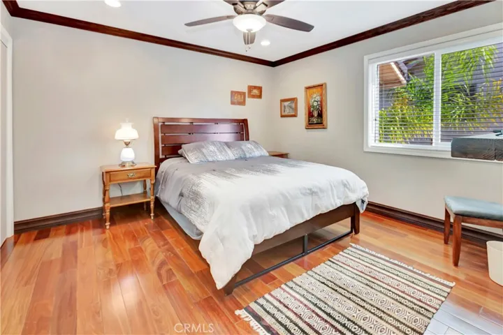 Upstairs second bedroom w/natural light