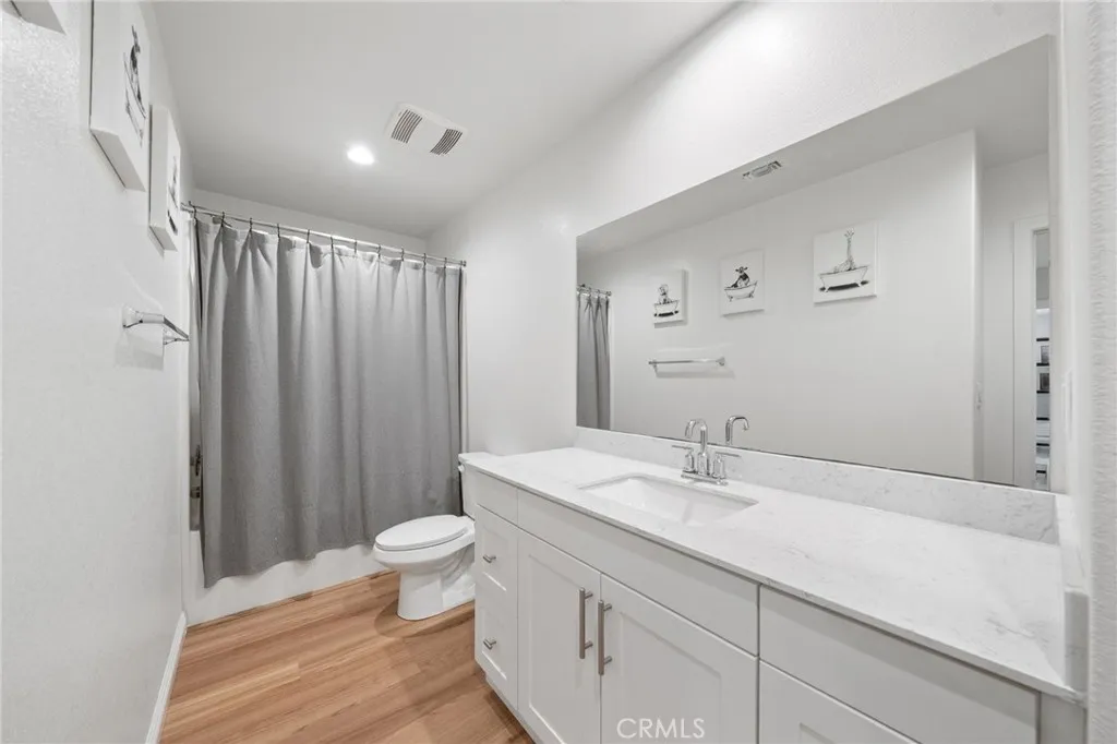 28314 Levi, Menifee, California 92585 home-pic-26
