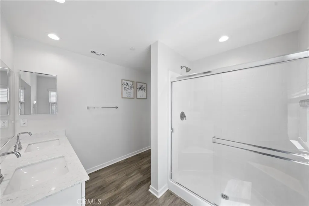 28314 Levi, Menifee, California 92585 home-pic-16