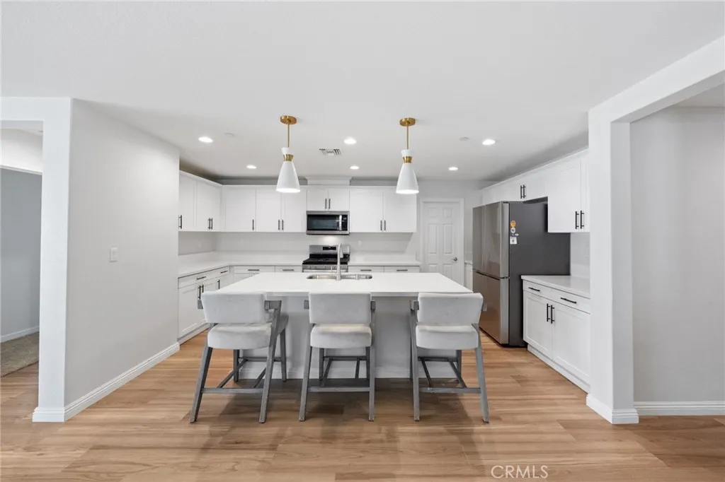 28314 Levi, Menifee, California 92585 home-pic-10