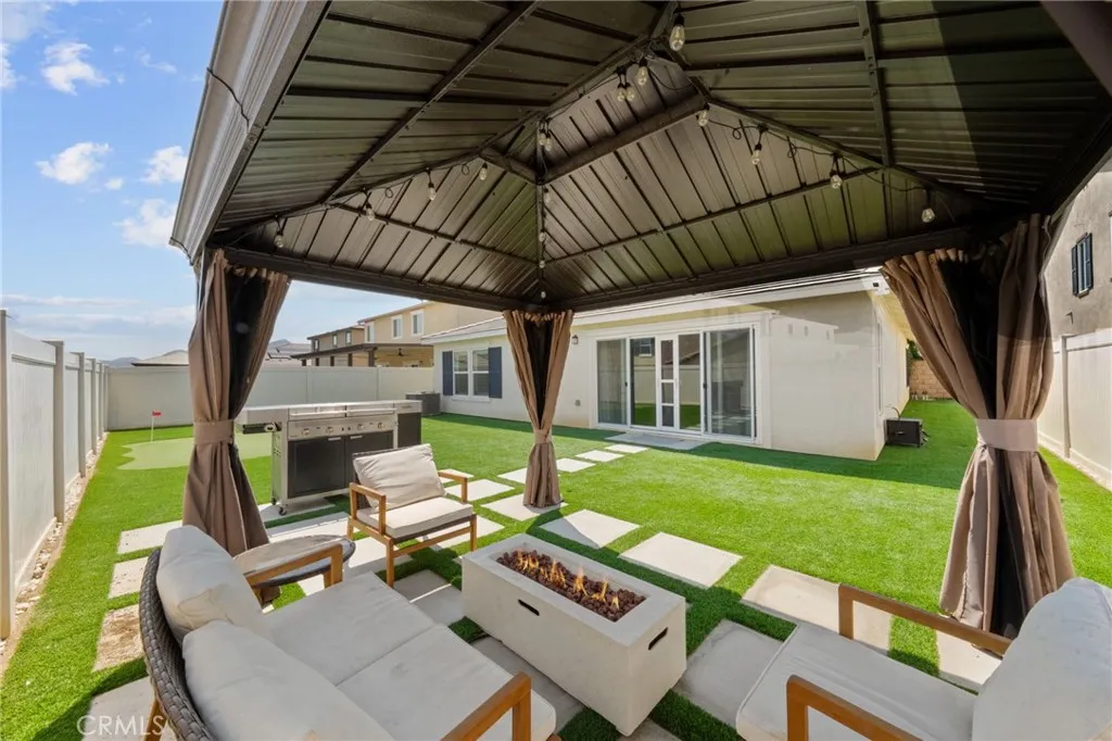 28314 Levi, Menifee, California 92585 home-pic-25