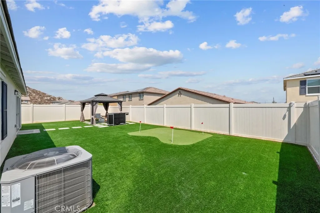 28314 Levi, Menifee, California 92585 home-pic-23