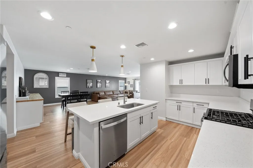 28314 Levi, Menifee, California 92585 home-pic-7
