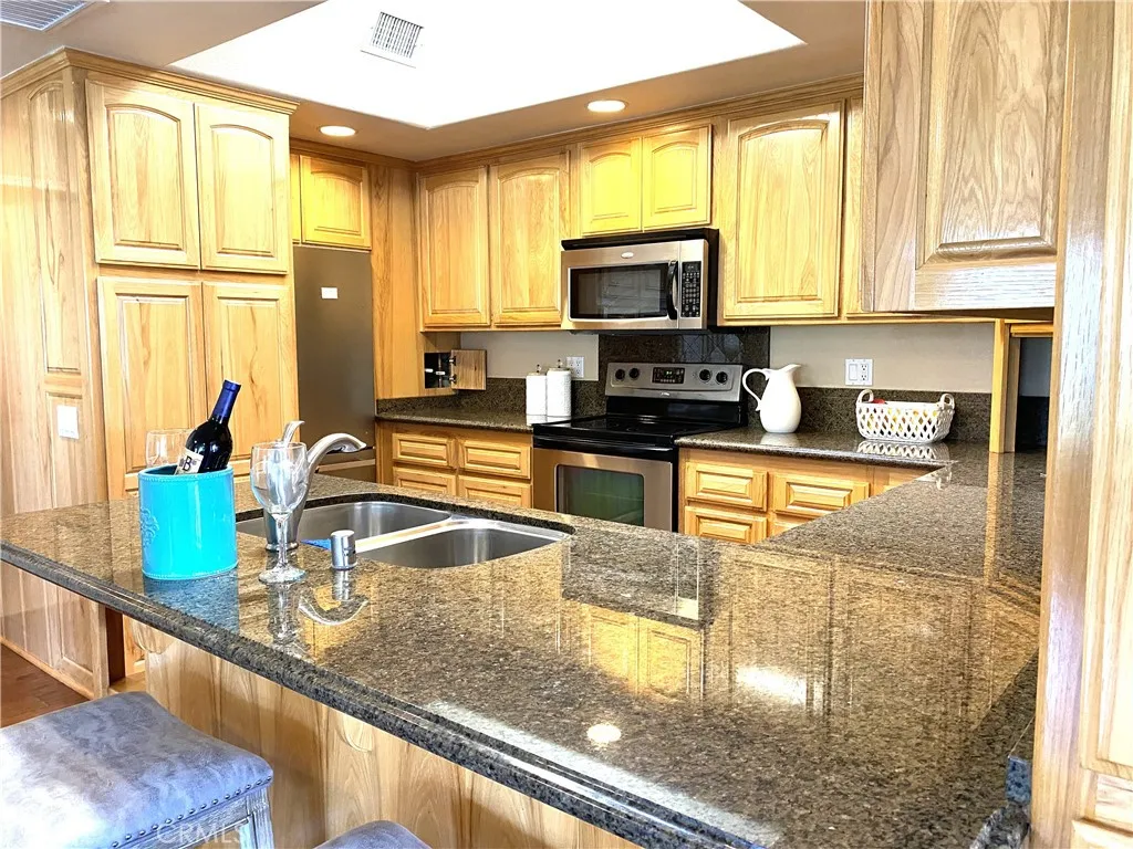 13021 Oak Hills Dr. M9-227g, Seal Beach, California 90740 home-pic-16