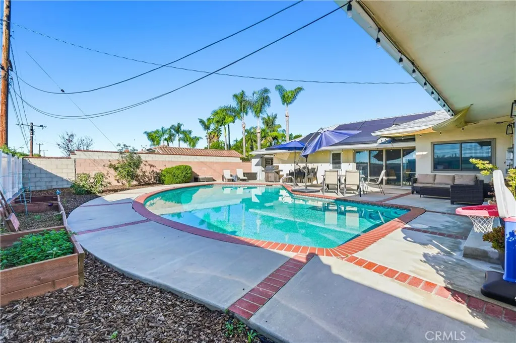 1231 Sunbird, La Habra Heights, California 90631 home-pic-37