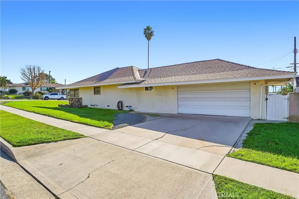1231 Sunbird, La Habra Heights, California 90631 home-pic-42