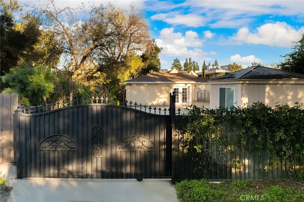 731 S Michillinda Avenue, Pasadena, California 91107 home-pic-44