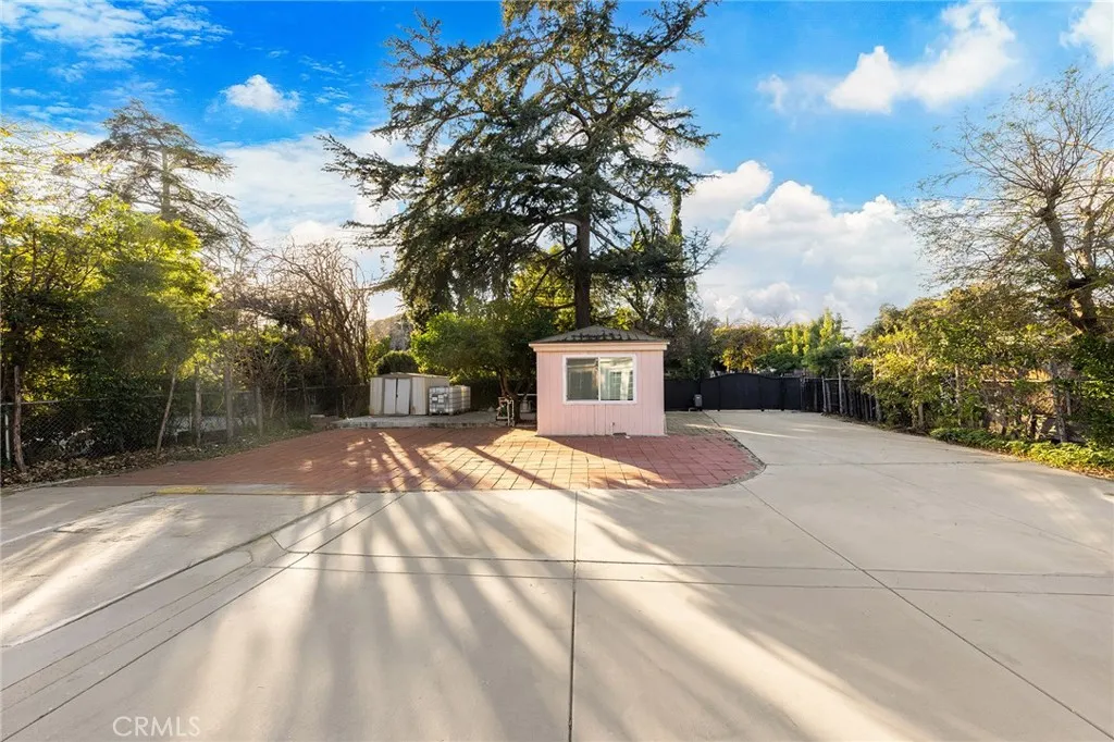 731 S Michillinda Avenue, Pasadena, California 91107 home-pic-38
