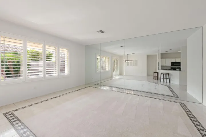 78731 Platinum MLS-17