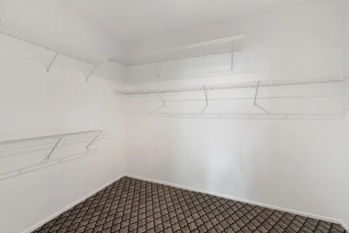 78731 Platinum MLS-25