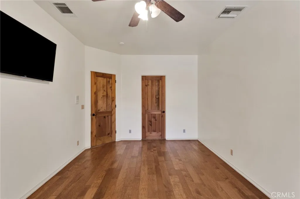 31024 Rabbit Springs Road, Lucerne Valley, California 92356 home-pic-41