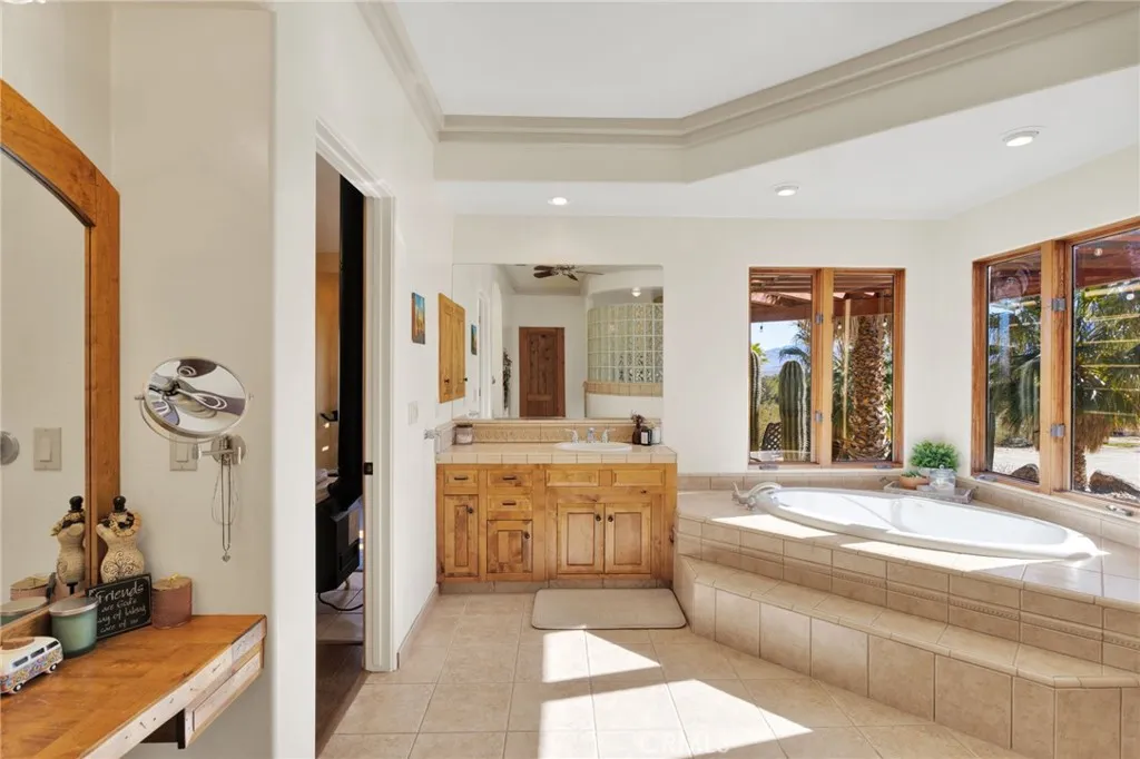 31024 Rabbit Springs Road, Lucerne Valley, California 92356 home-pic-35