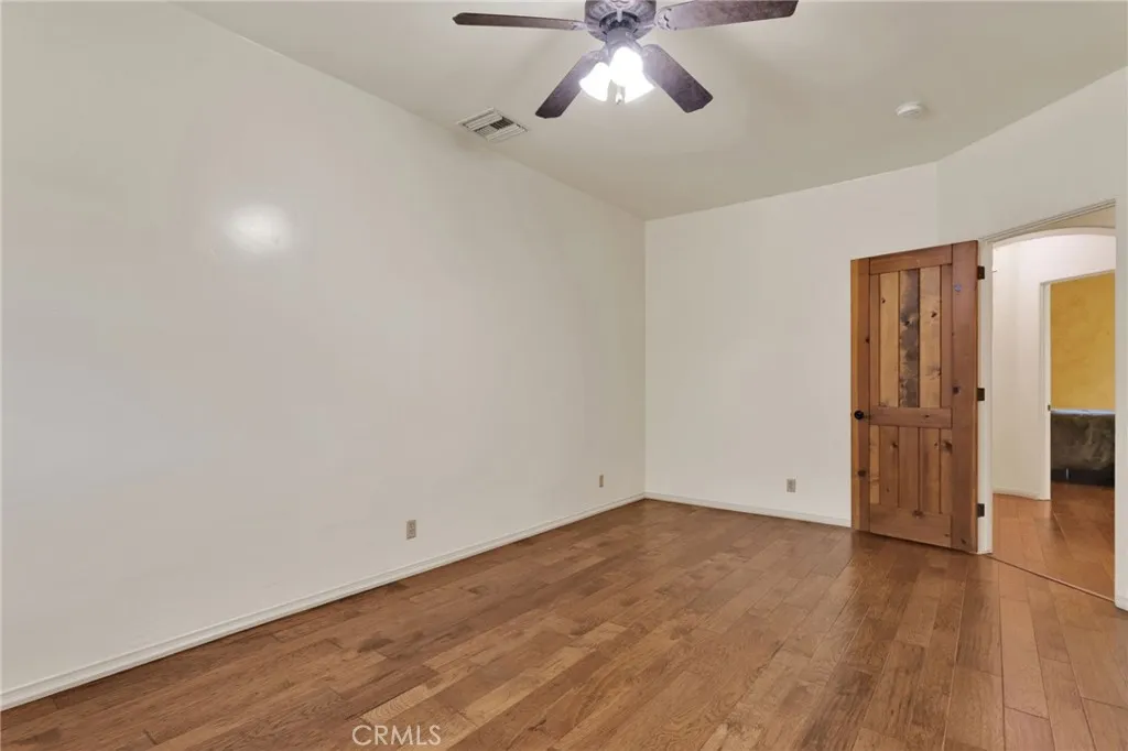 31024 Rabbit Springs Road, Lucerne Valley, California 92356 home-pic-43