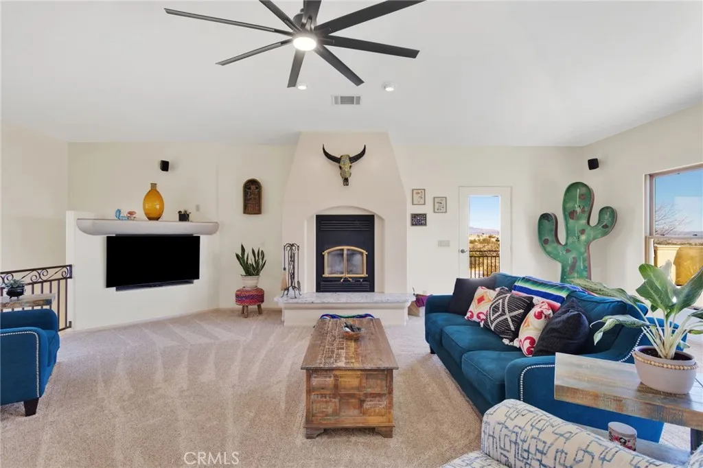 31024 Rabbit Springs Road, Lucerne Valley, California 92356 home-pic-23