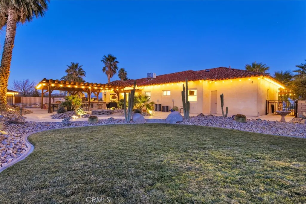 31024 Rabbit Springs Road, Lucerne Valley, California 92356 home-pic-60