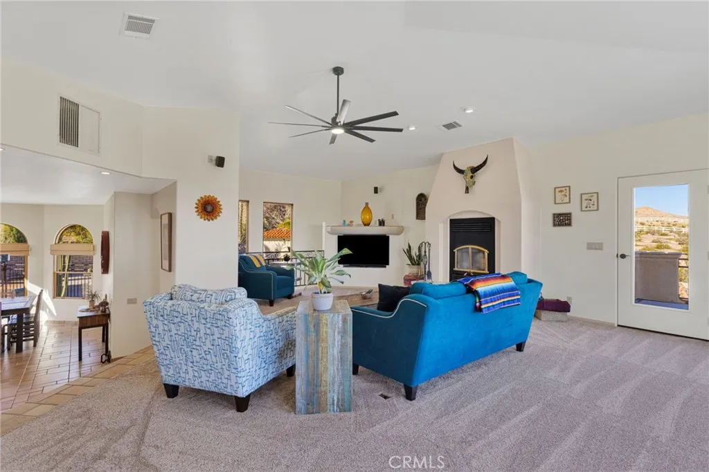 31024 Rabbit Springs Road, Lucerne Valley, California 92356 home-pic-25
