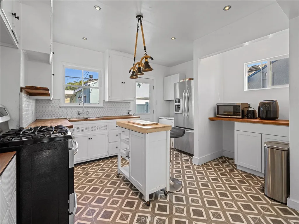 5335 E Harco, Long Beach, California 90808 home-pic-6