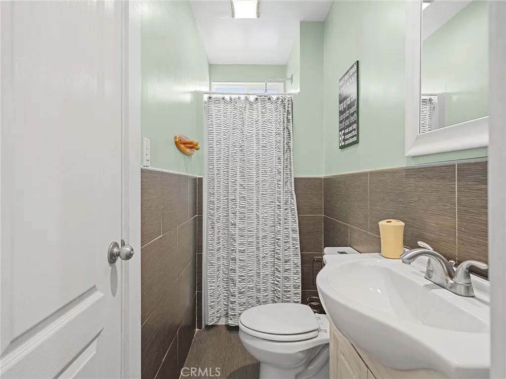 5335 E Harco, Long Beach, California 90808 home-pic-11