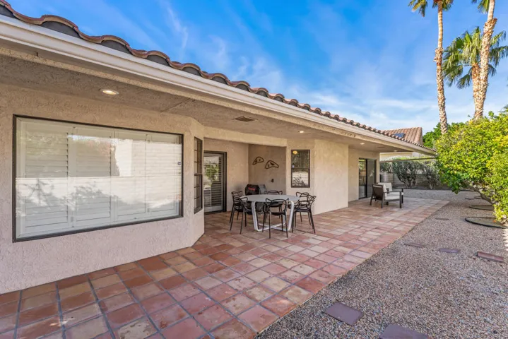 31_11978976_185677_185677-EI-131