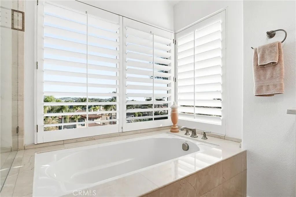 30502 Via Lindosa, Laguna Niguel, California 92656 home-pic-36