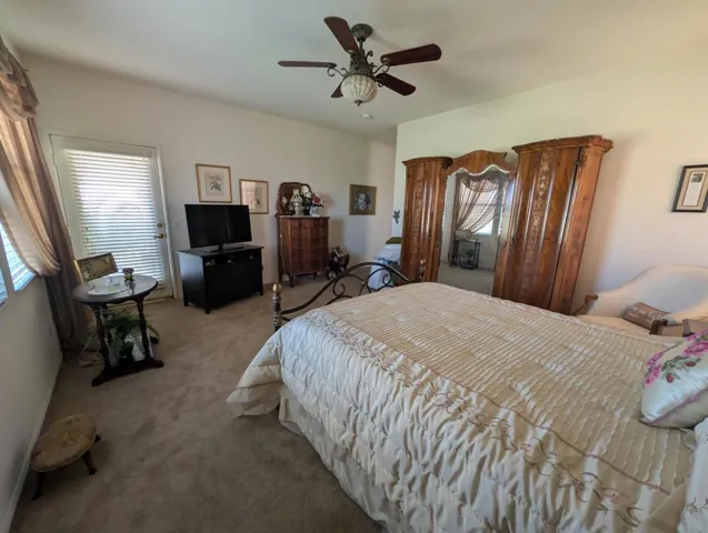 PXL_20251126_204056073